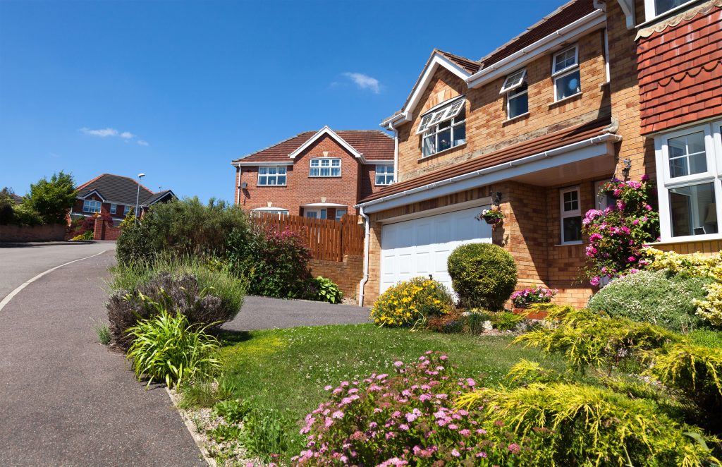 Insulated vs Non-Insulated Garage Doors